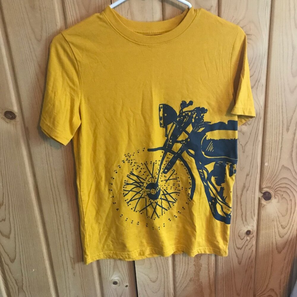Cat & Jack t-shirt